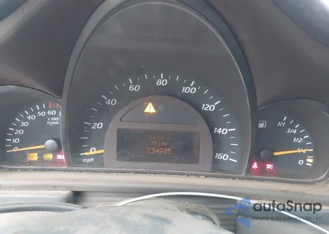 2004 Mercedes-Benz C 230 Kompressor Sport z USA, uszkodzony, nr VIN WDBRN40J64A605891